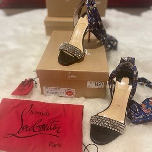 Christian Louboutin size 37.5 Navy/Silver Spikes